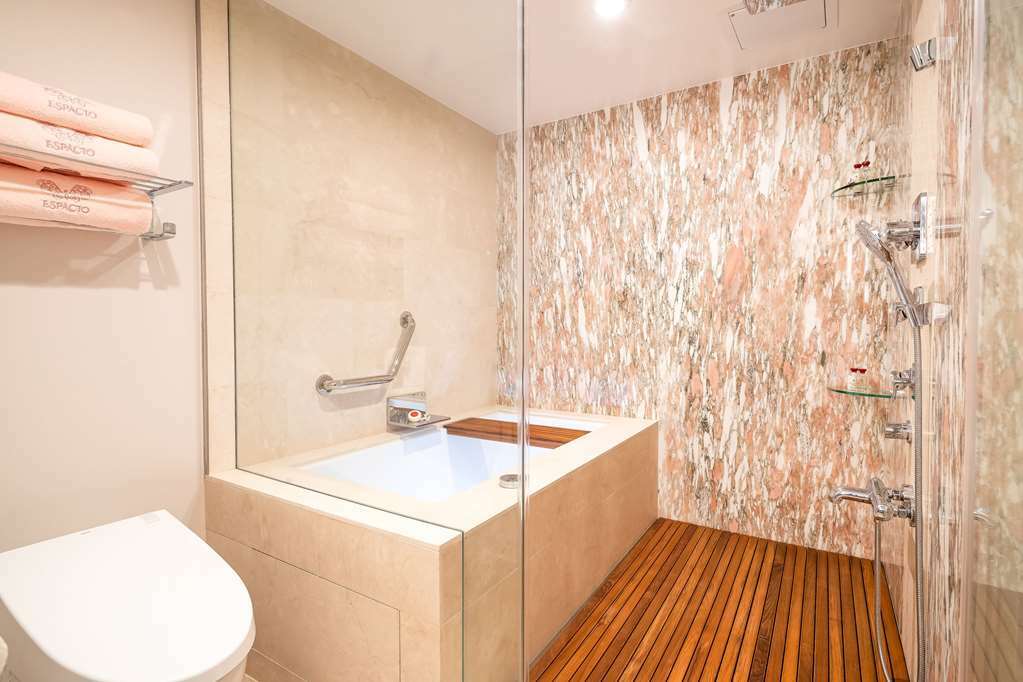 Espacio The Jewel Of Waikiki Honolulu Room photo